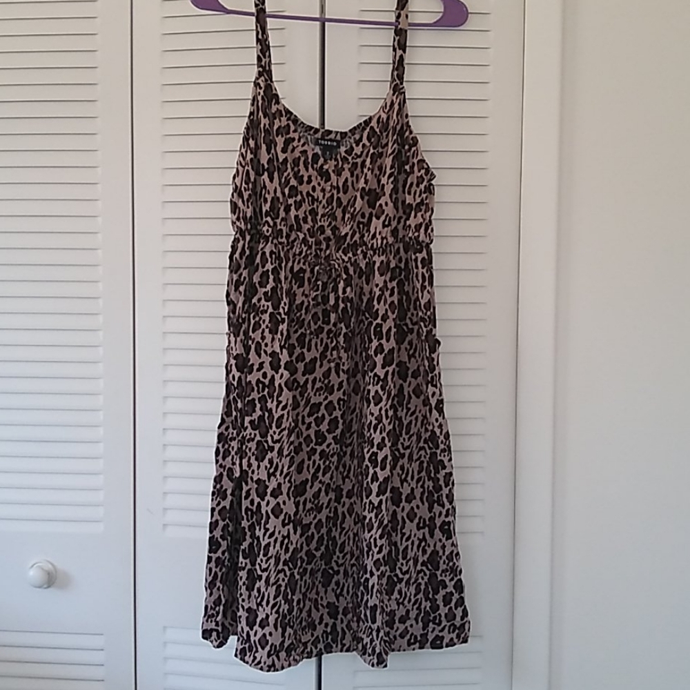 Leopard/cheetah print midi dress